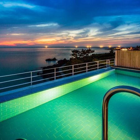 Aewol The Sunset Resort Jeju Exterior photo